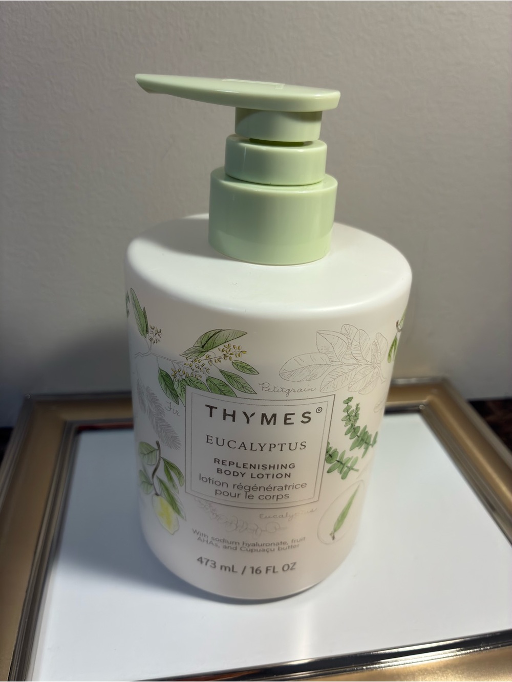 Eucalyptus Replenishing Body Lotion - Light Green 16 fl oz - Picture 8 of 8